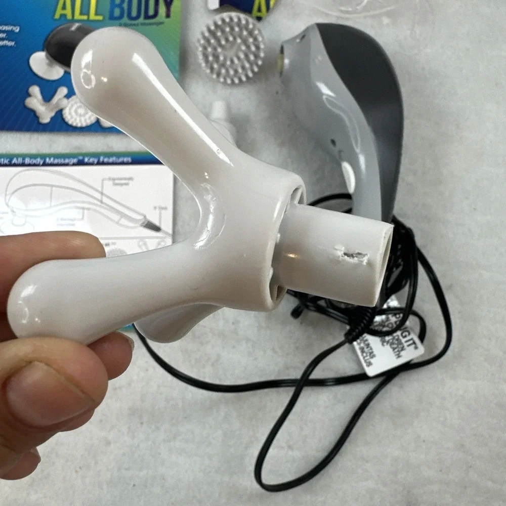 Wahl Powerful Therapeutic All Body 2-Speed Hand-Held Massager with 3 Attachments